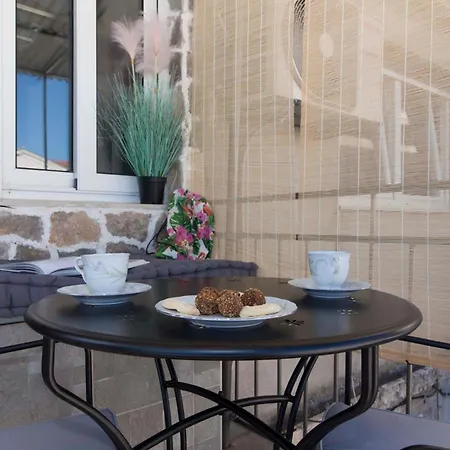 Lägenhet Vibe, Great Location! Šibenik