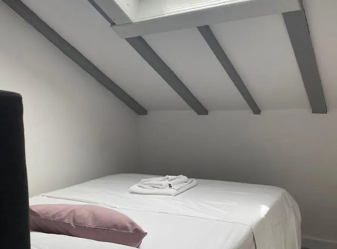 Lägenhet Vibe, Great Location! *