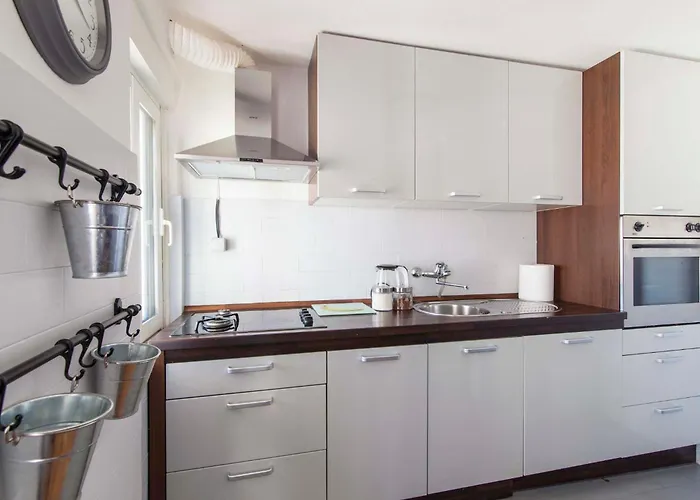 Lägenhet Vibe, Great Location!