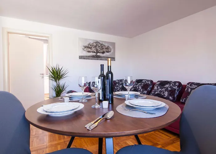 Lägenhet Vibe, Great Location! *